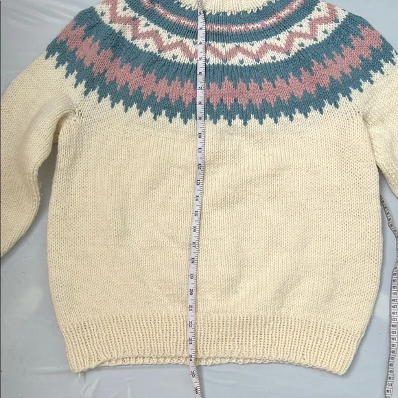 Vintage Late 80s Handmade Knit Sweater –Cream with Pink & Blue Fair Isle Pattern - Picture 4 of 5